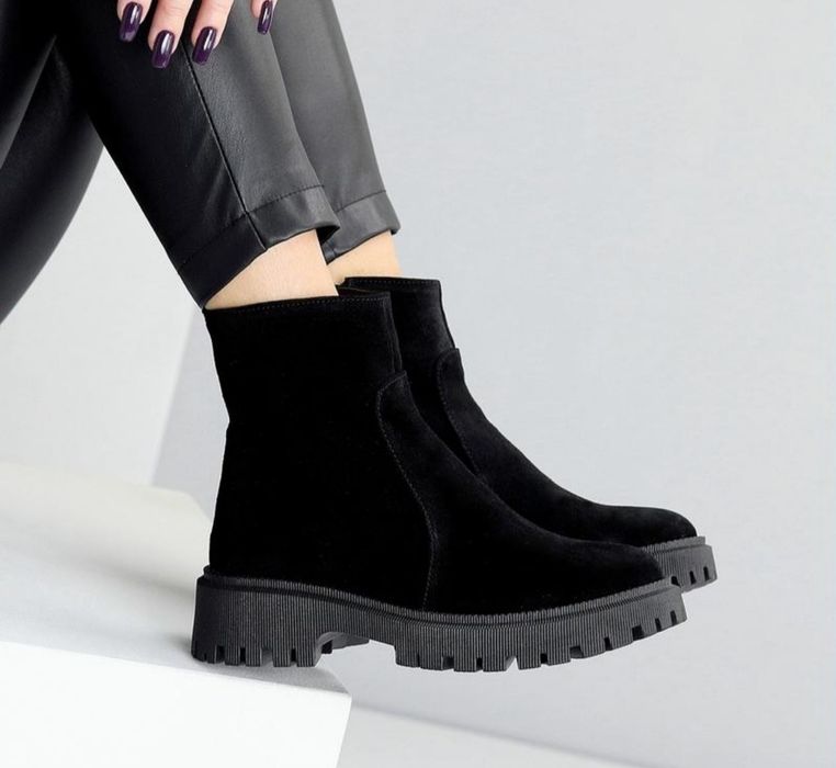 Жіночі черевики ботинки замшеві осінь