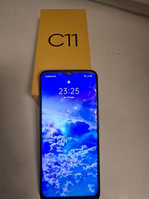Realme C11 в гарному стані