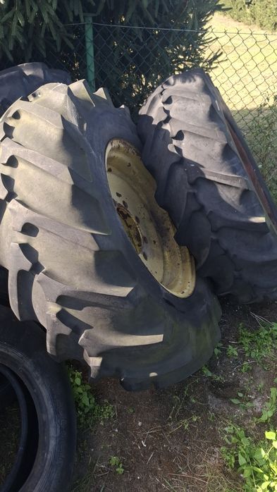 Komplet opon Pirelli 13 r26