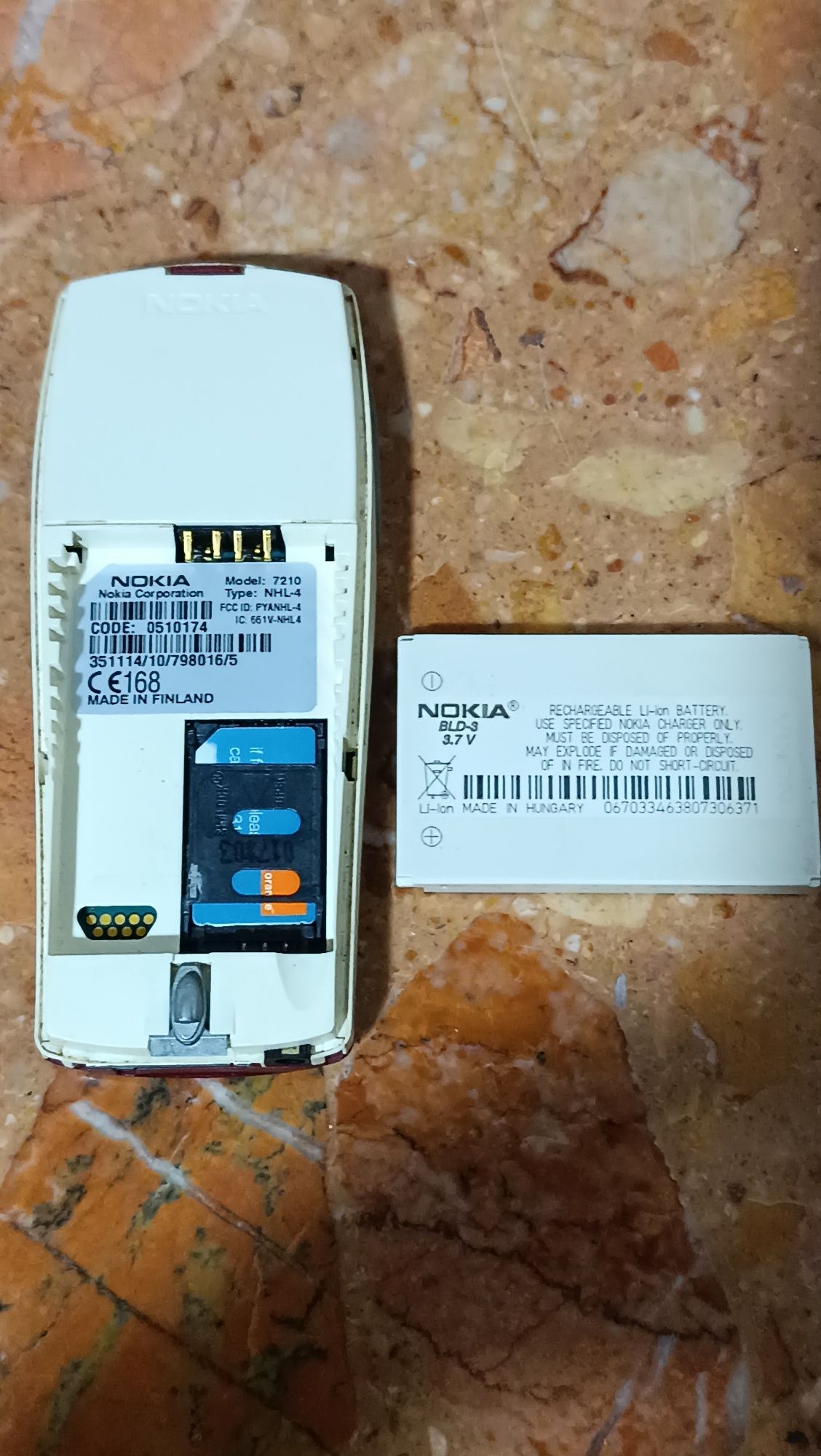 Телефон винтаж Nokia 7210