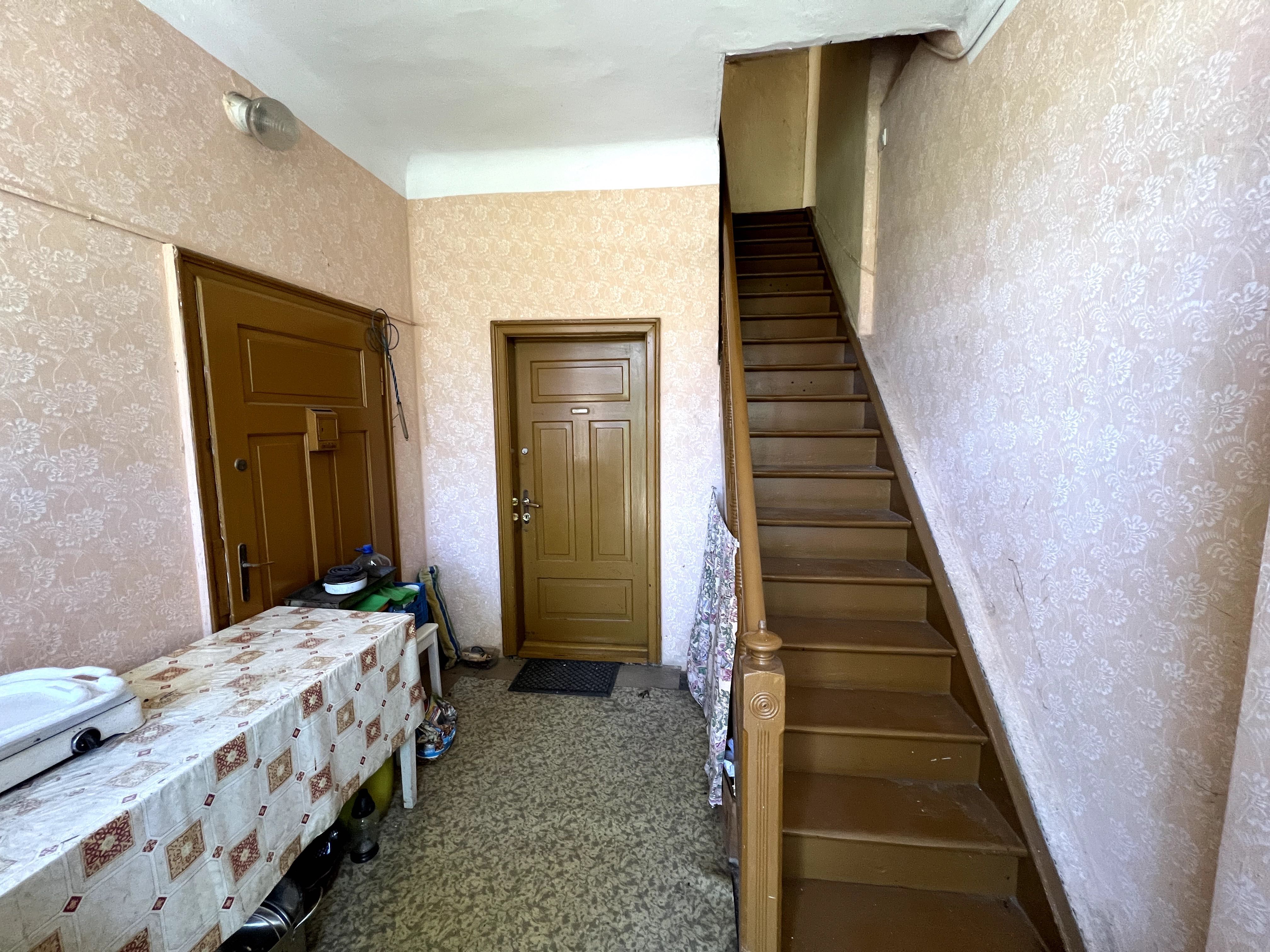 Dom 74 m² z budynkiem gosp. i ogrodem