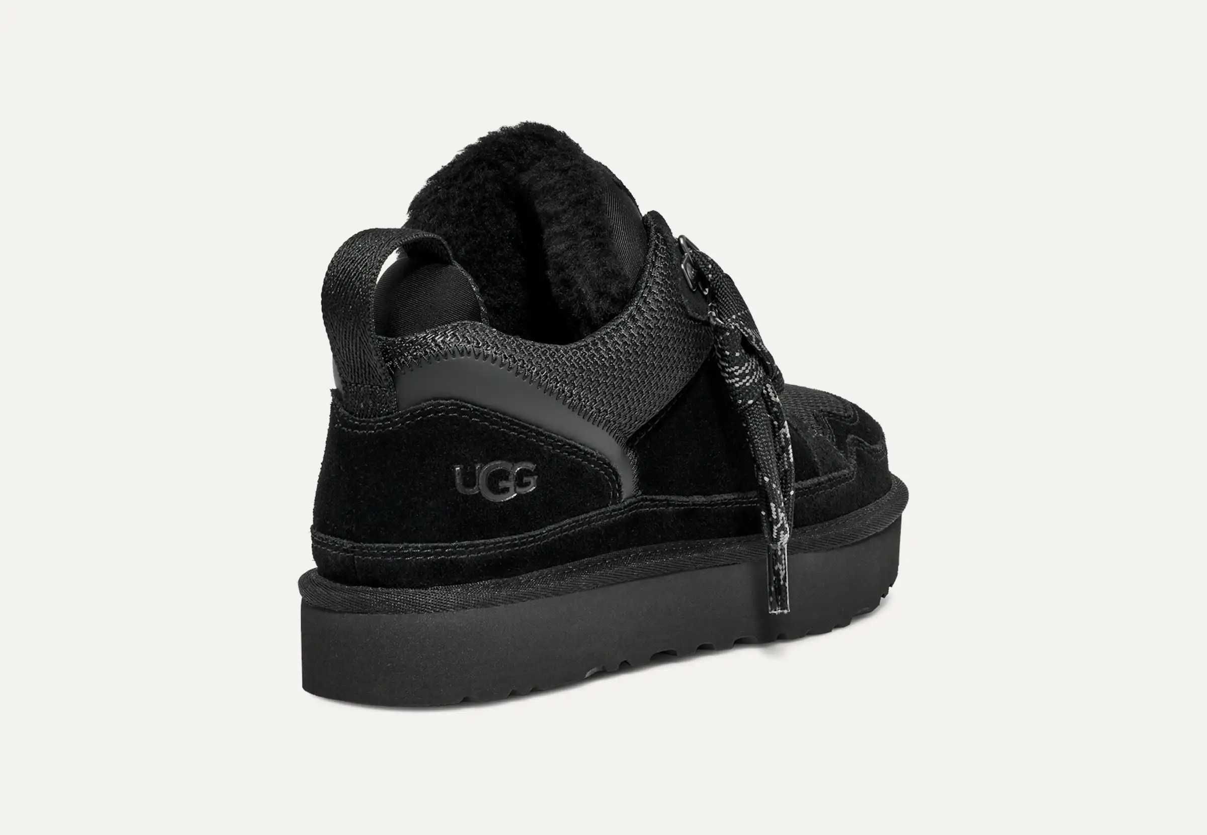 Жіночі зимові Кросівки UGG Lowmel Чорні