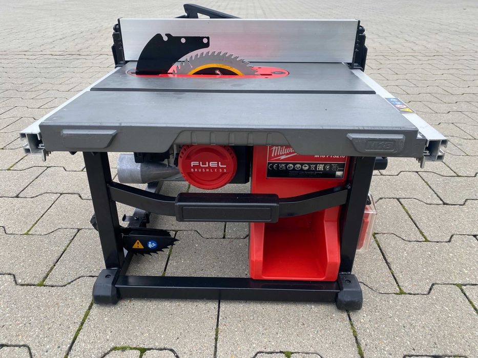 Stołowa pilarka tarczowa MILWAUKEE M18 FTS210 – stan idealny
