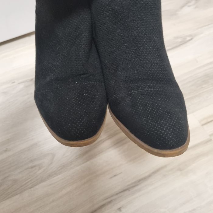 Botki krótkie zamszowe czarne