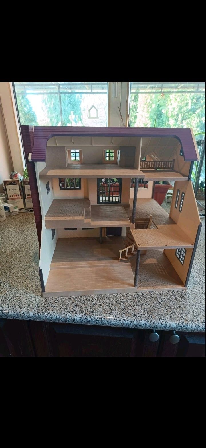 Скидка!Двухэтажный дом со светом Sylvanian families