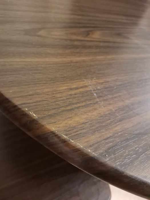 Stół z 4 krzesłami