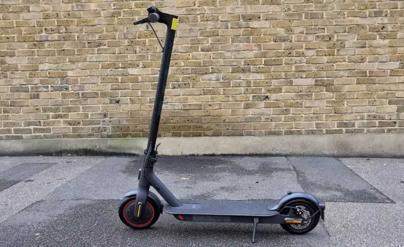 Электросамокат с двигателем 500W Mi Scooter M365 Pro 10.4 Ah.Гарантия