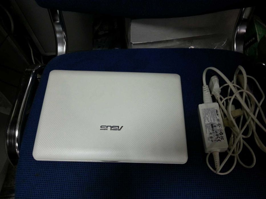 Нетбук ASUS Eee 1005PE