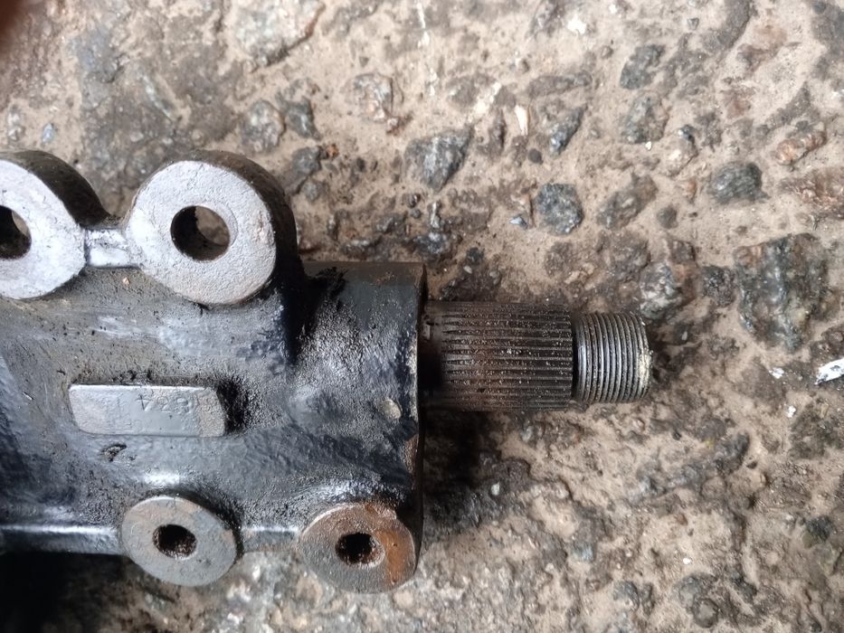 Рульовий редуктор нісан патрол і нісан терано