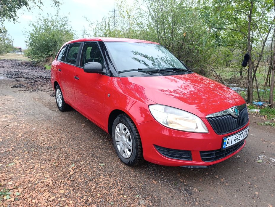 Skoda Fabia 1.6 TDI diesel дизель универсал 2011