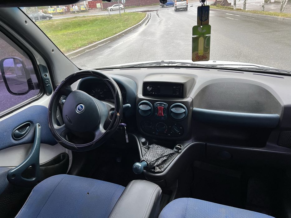 Fiat Doblo 2003 року - 1.9 турбодизель.