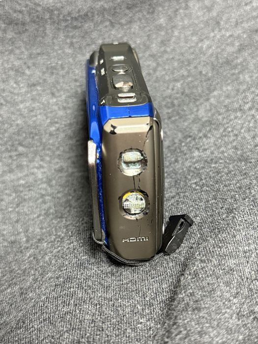 Niebieski aparat cyfrowy Fujifilm FinePix XP150