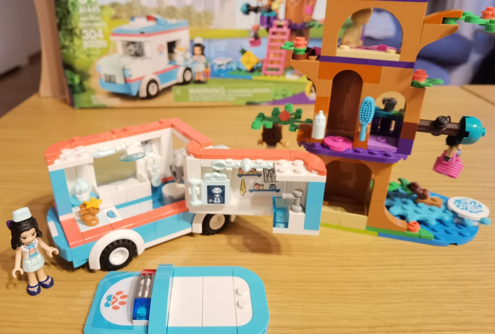 Lego Friends 41445 Vet Clinic Ambulance