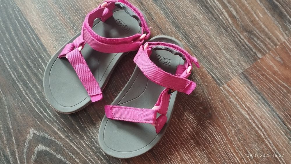 Дитячі сандалі босоніжки Teva