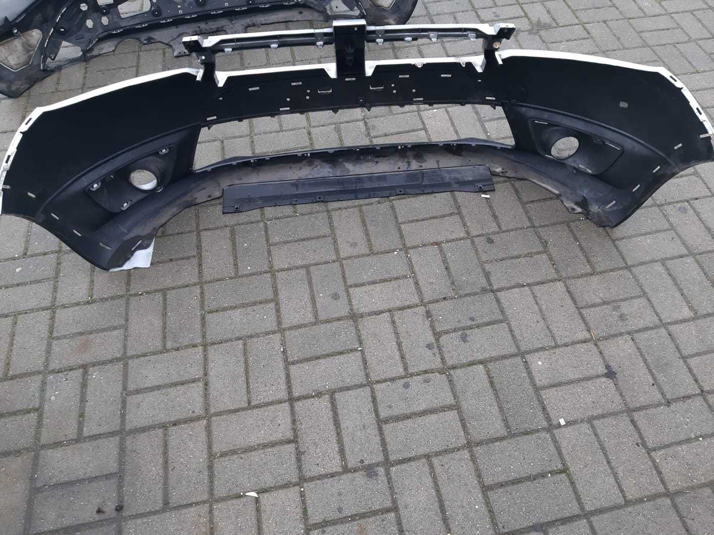 Dacia Sandero II 12-16r. zderzak przedni przód