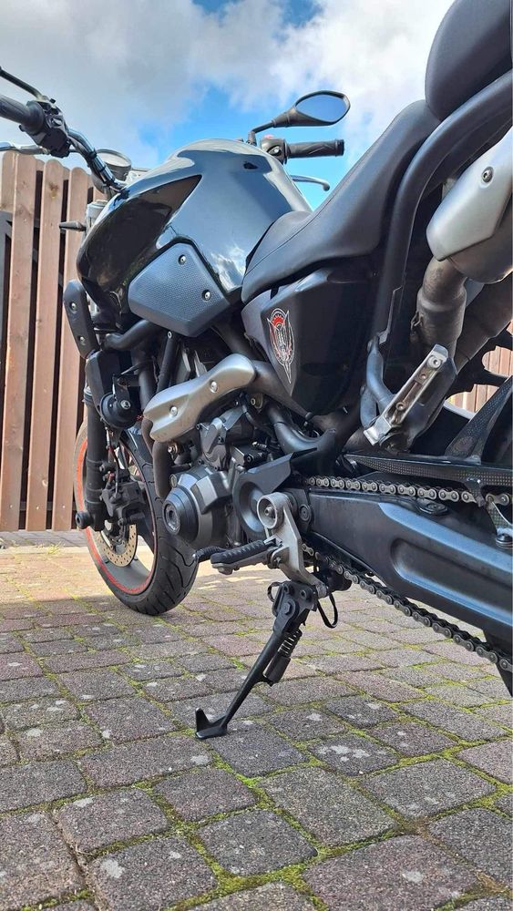 Yamaha mt 03 660 akrapovic