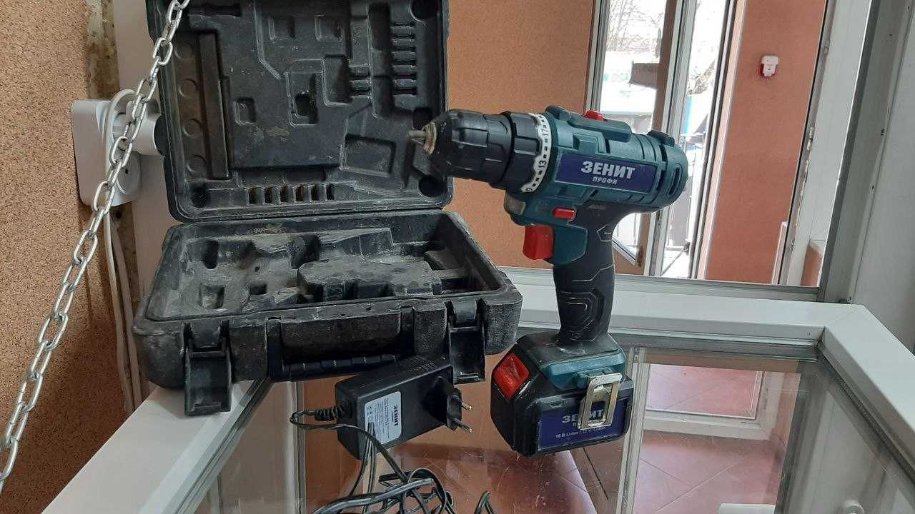 Шуруповерт акумуляторний Зеніт ЗША-18 Li профі