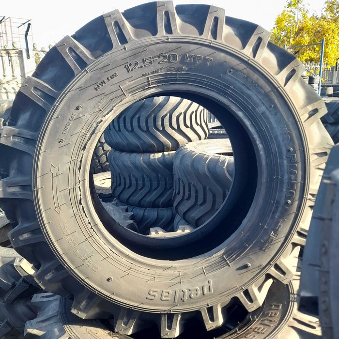 Opona 12.5-20 12PR PM50 132F TL Petlas