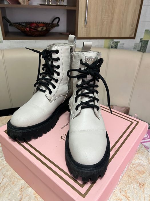 Зимові ботінки жіночі