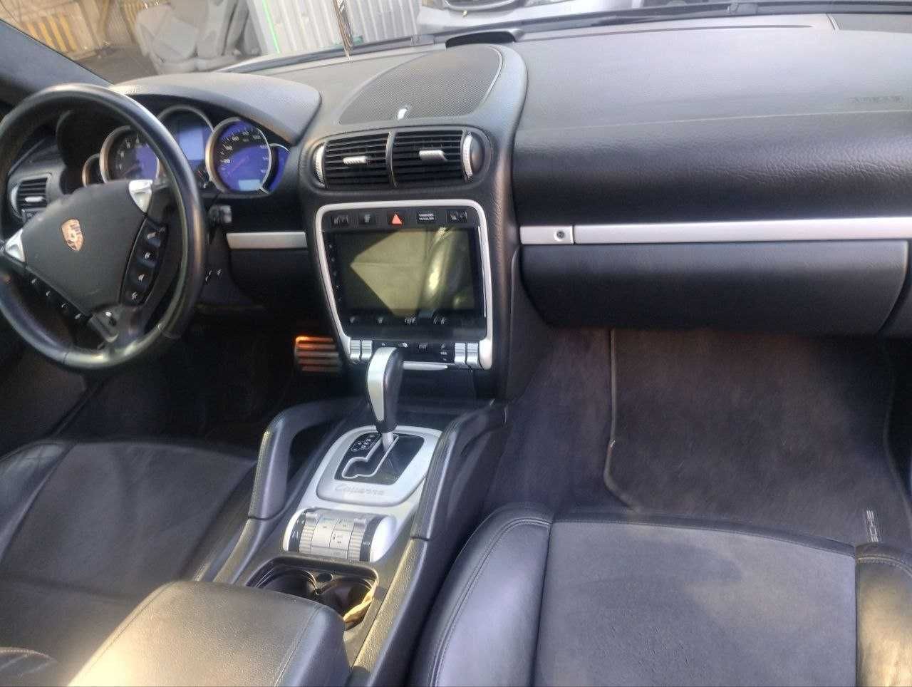 Porsche Cayenne GTS