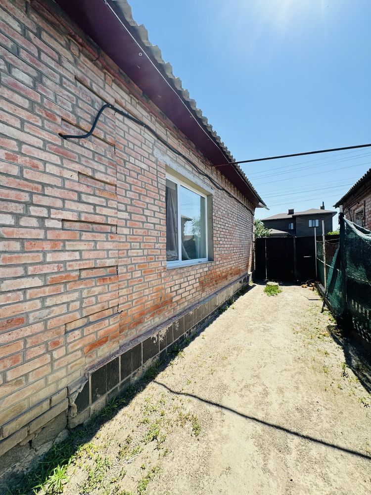 Продам будинок з ділянкою 3,75 сотки на Юрія Липи, Новомиколаївка