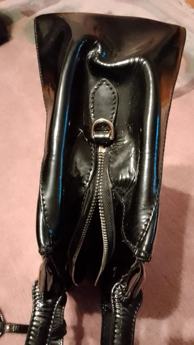 Torebka KAZAR stan dobry plus czarna lakierowana