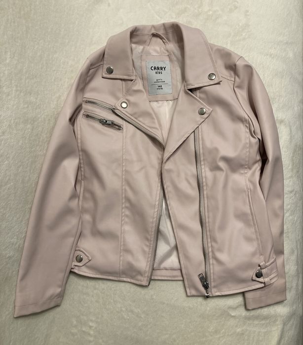 Dziecięca kurtka z imitacji skóry