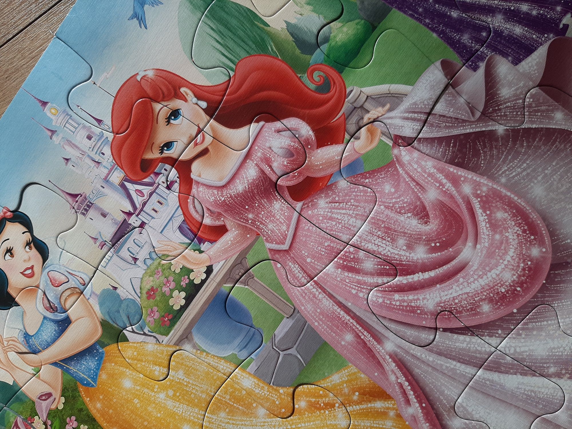 Duże puzzle MAXI Trefl dla dzieci 24 szt 3+ Ksiezniczki