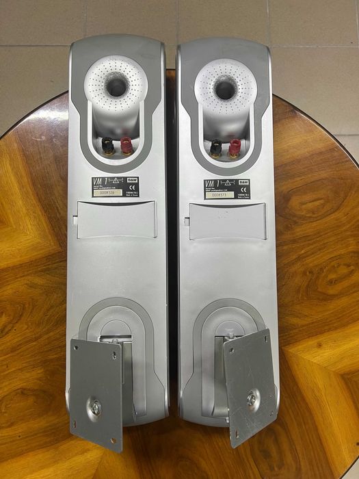 Kolumny Bowers&Wilkins VM1 Audio Room