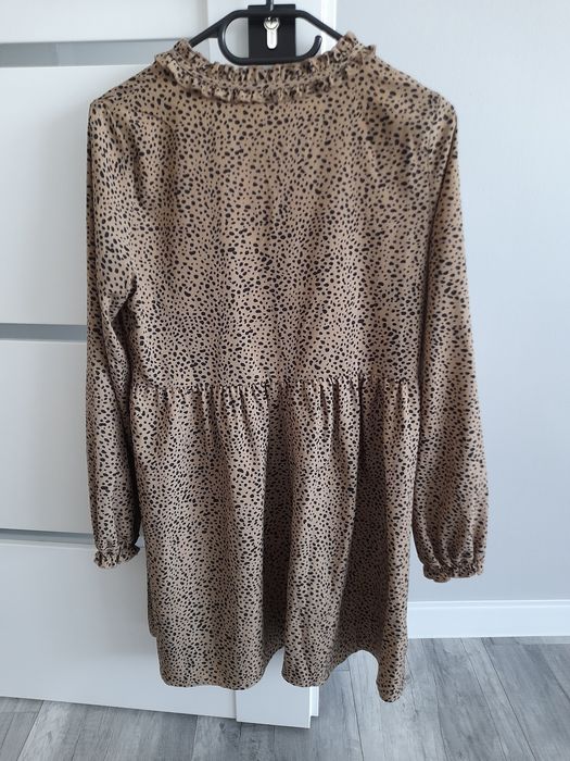 Sukienka Shein beżowa