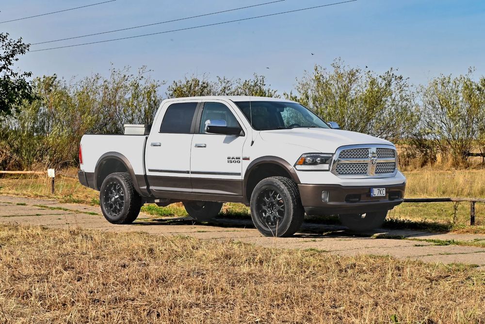 RAM 1500 Ram 1500 Laramie 5.7Hemi 4x4