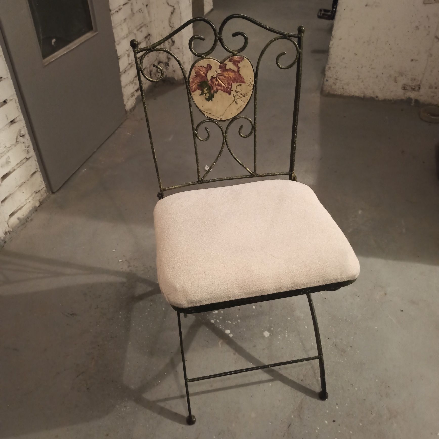 Stalowe krzesło retro składane