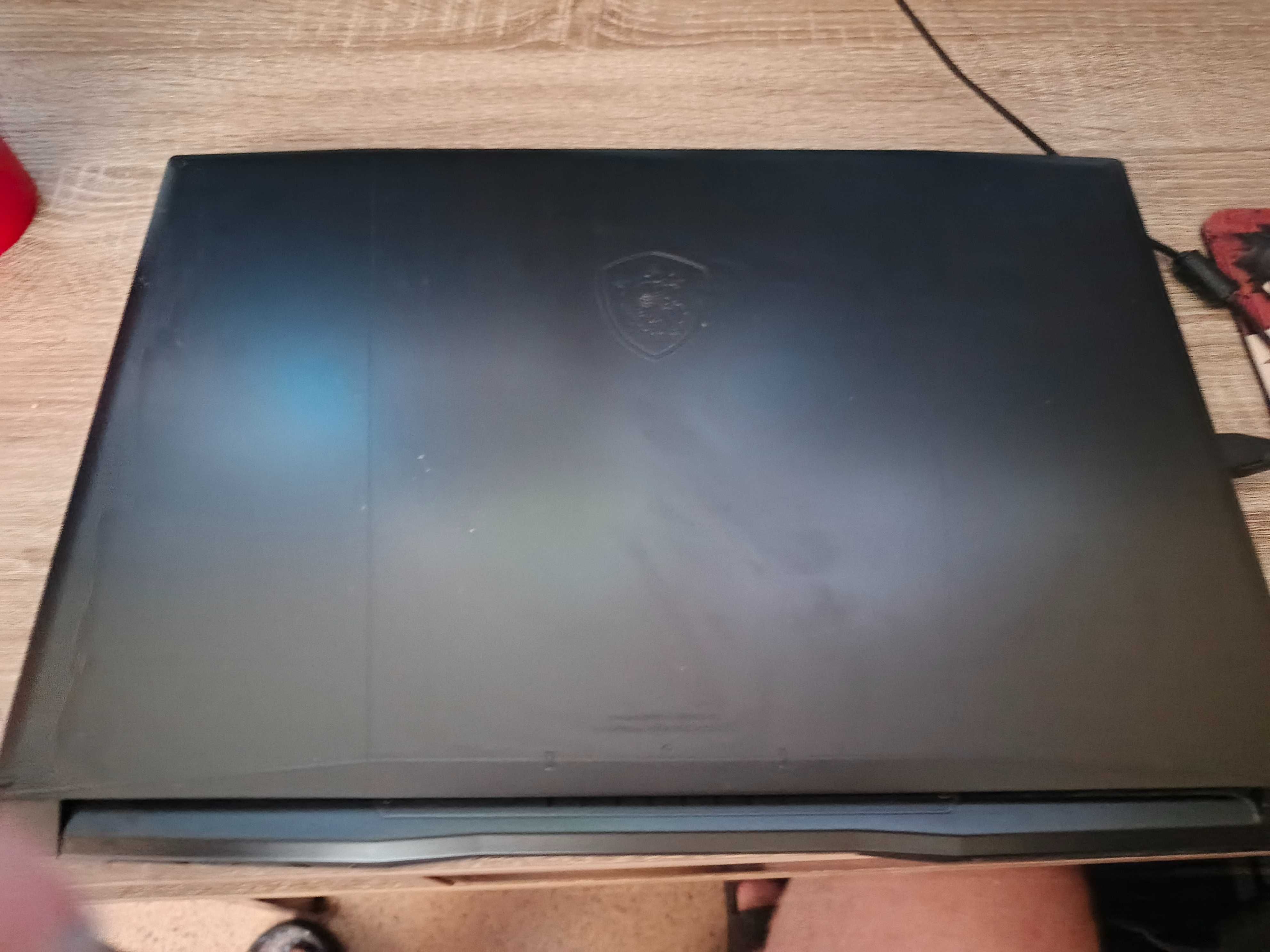 Sprzedam/Zamienie MSI Katana 17  RTX 4050 i5 13. gen 16 GB RAM 512 GB