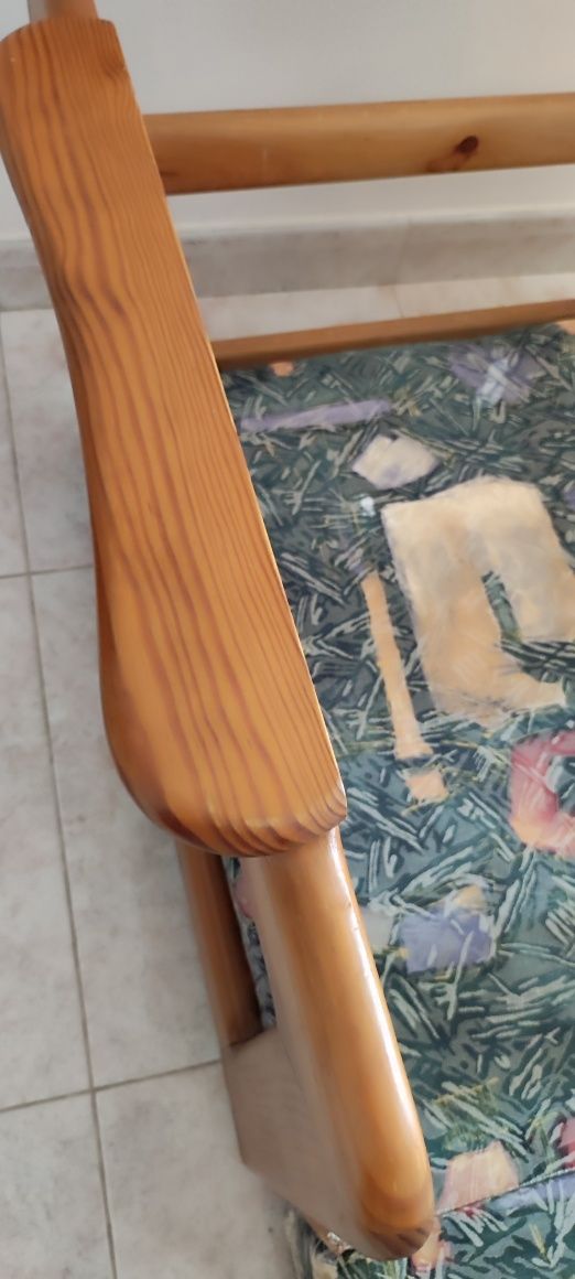 Sofá cama: Conjunto de 2 poltronas e 1 sofá