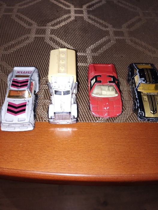 Modele samochodów ,tzw resoraki z czasów Prl