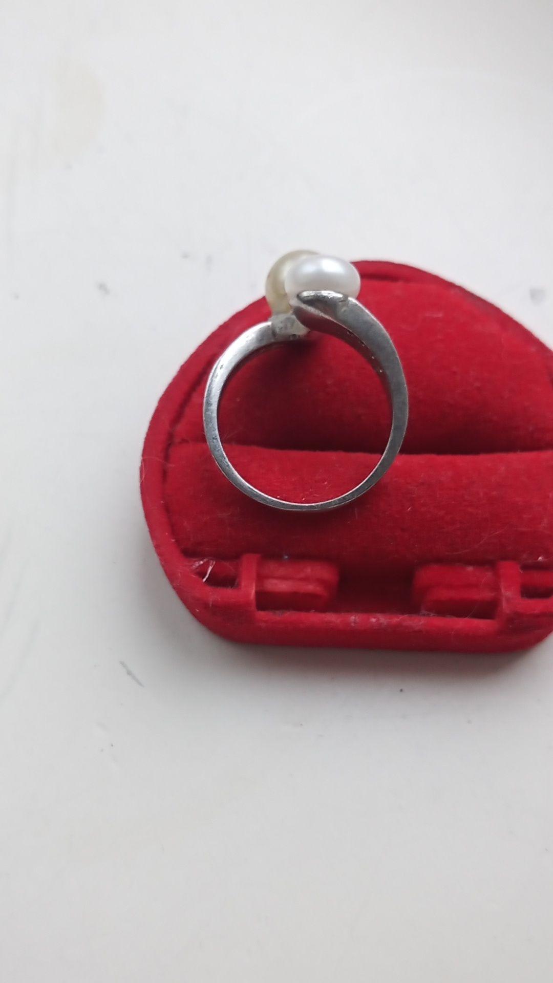 Srebrny pierścionek z perłą rozmiar: 13