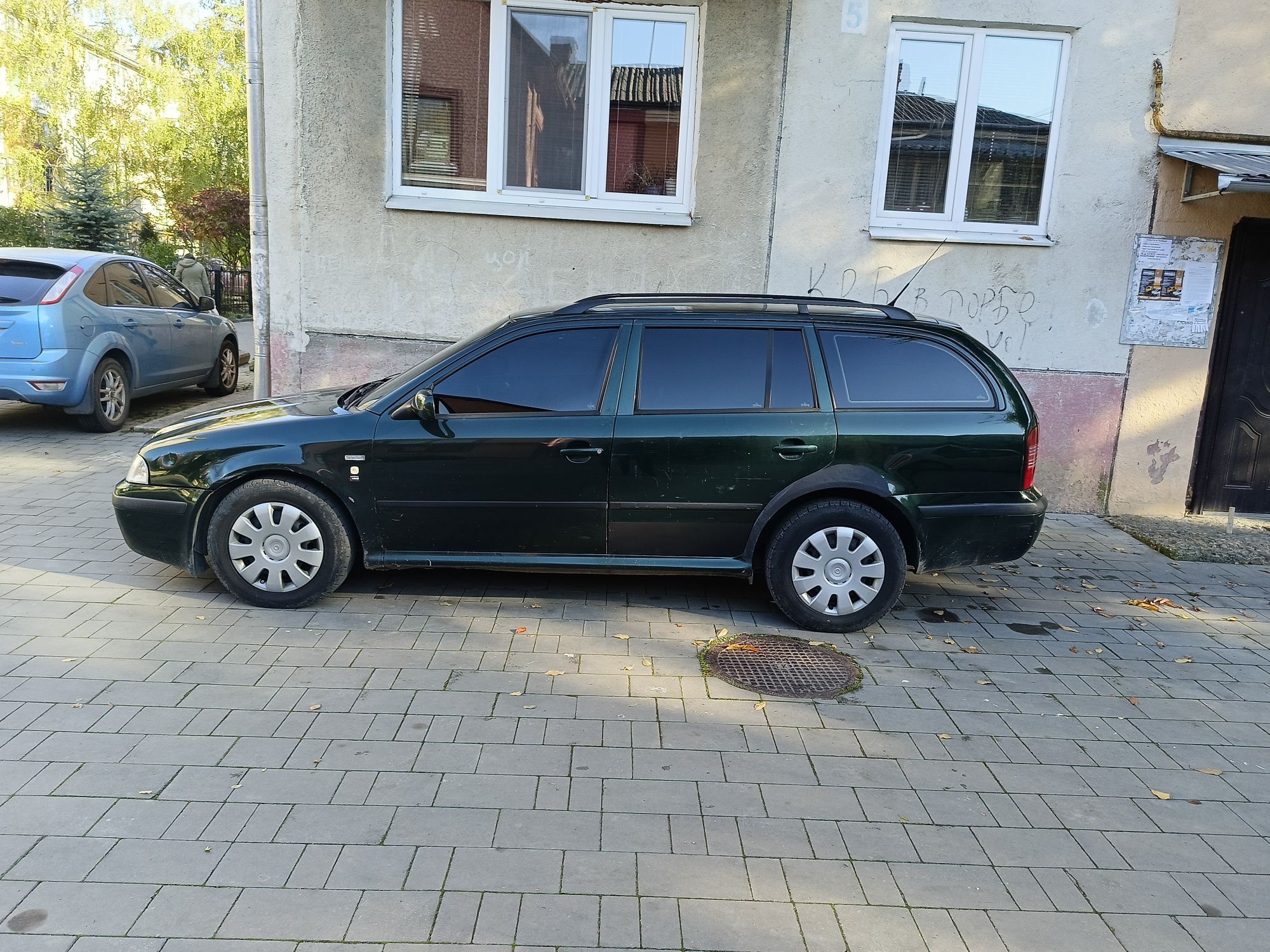 Авто Шкода в хорошому стані