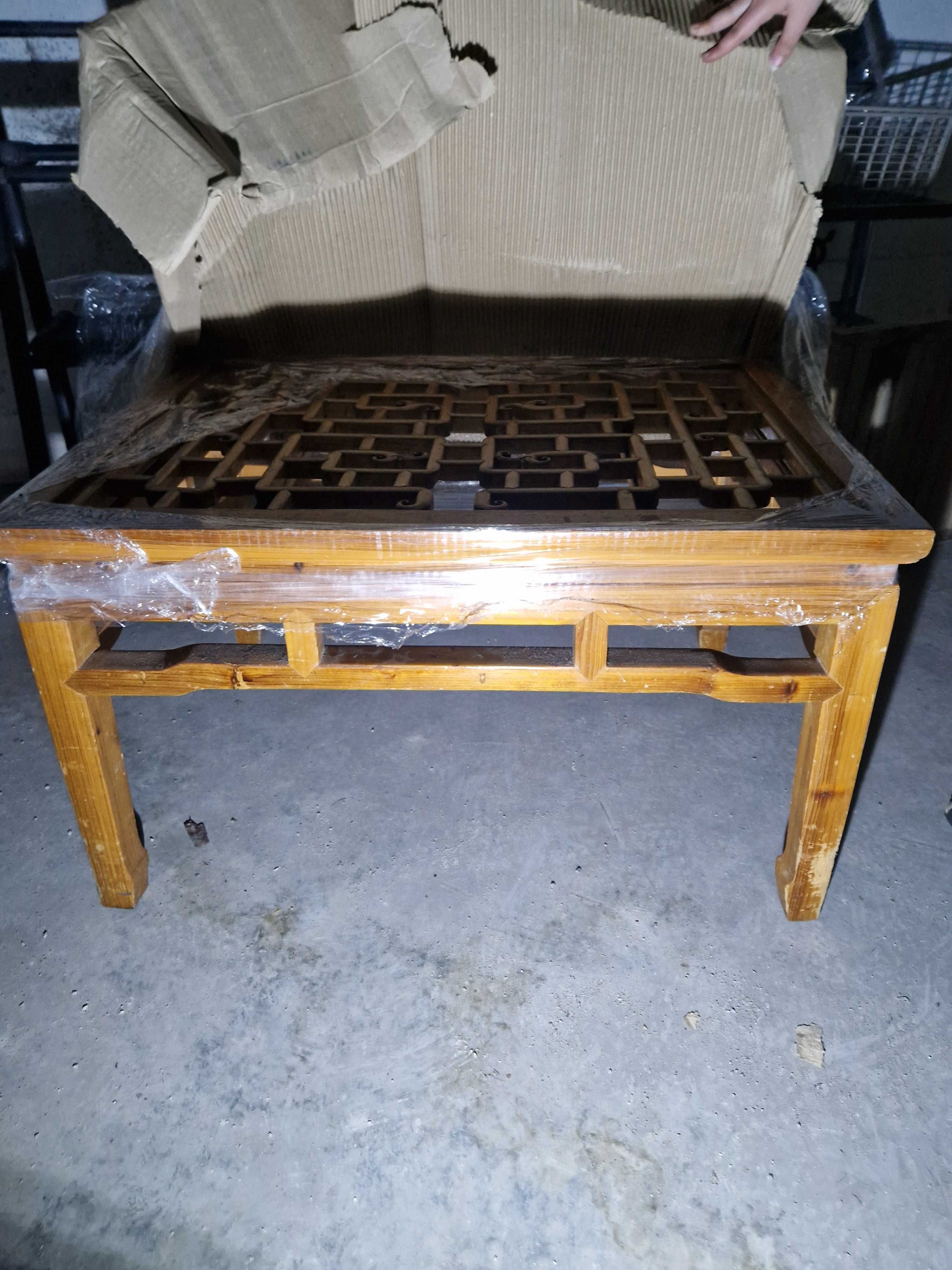 Mesa Oriental trabalhada