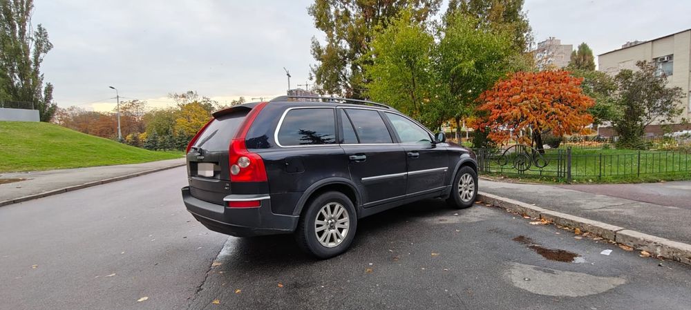 Volvo XC 90 2.4 дизель механіка повний привід