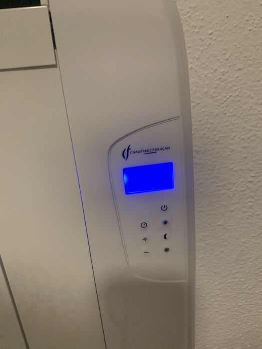 Radiador Elétrico Em Alumínio De Parede Celerad Sannover 1500 W