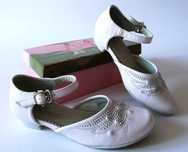 Buty Czółenka Białe Obcasik FRISKY rozm. 31 Komunijne Wizytowe 20 cm