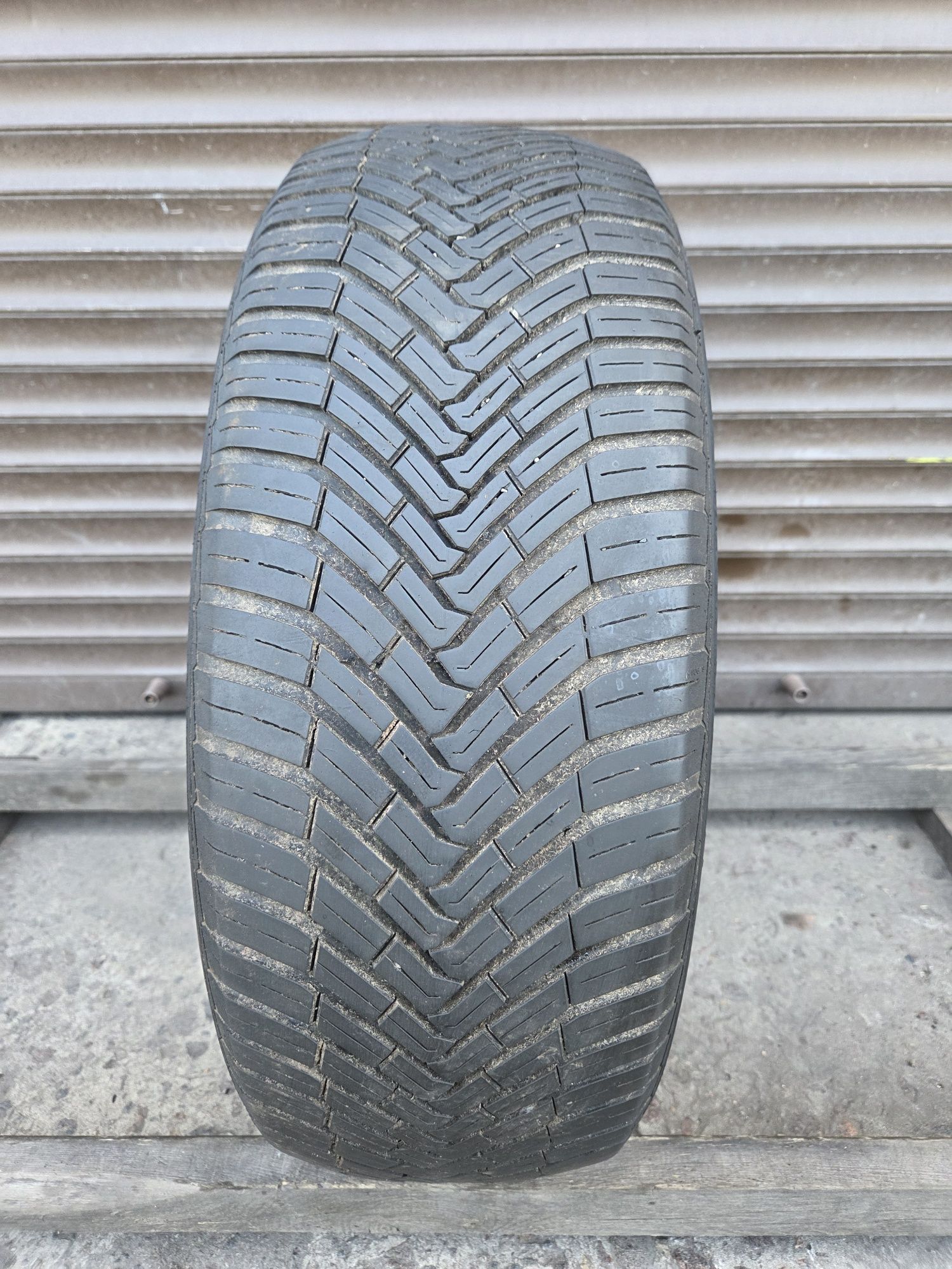 Шина всесезонна 215/55/r17, Continental All Season Contact , 2023р,
