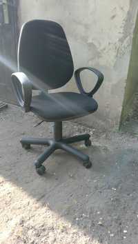 Офисное кресло (бу)