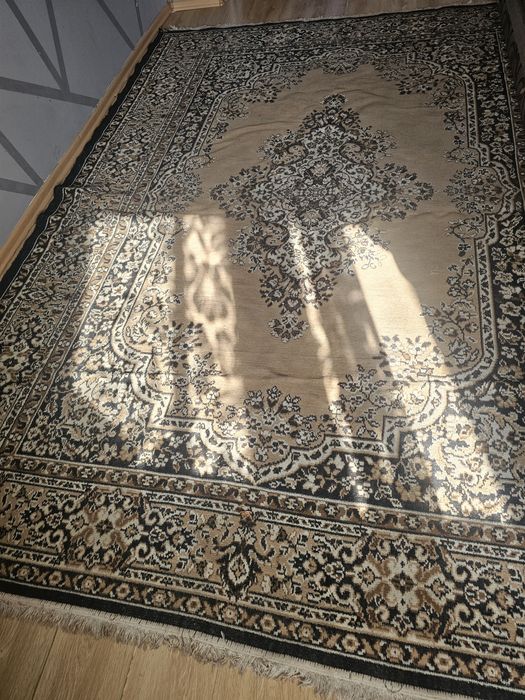 Килими, коври, паласи