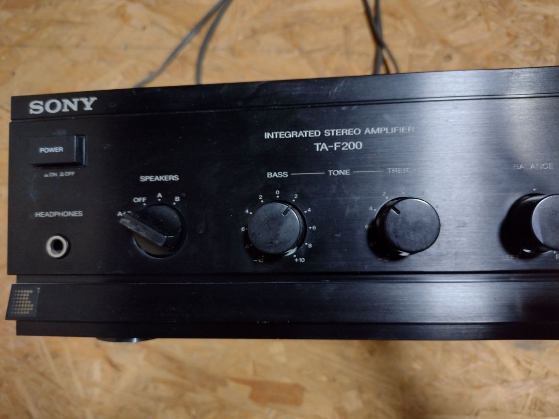 Wzmacniacz stereo Sony TA-F200