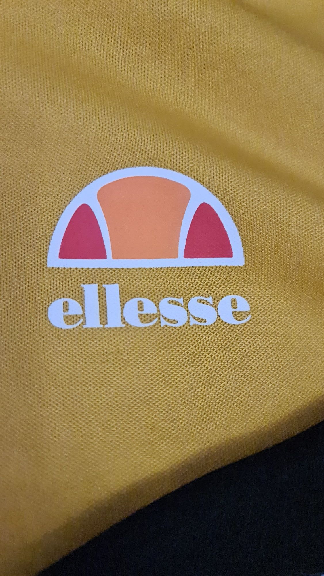 Крутий костюм кежуал від Ellesse