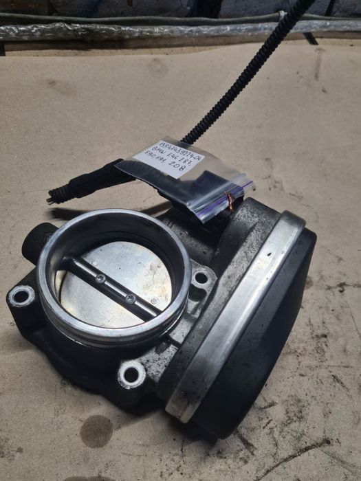 Дросельна заслонка BMW E46 E87 E90 E91 2.0 B N46B20BY БМВ 13541439224