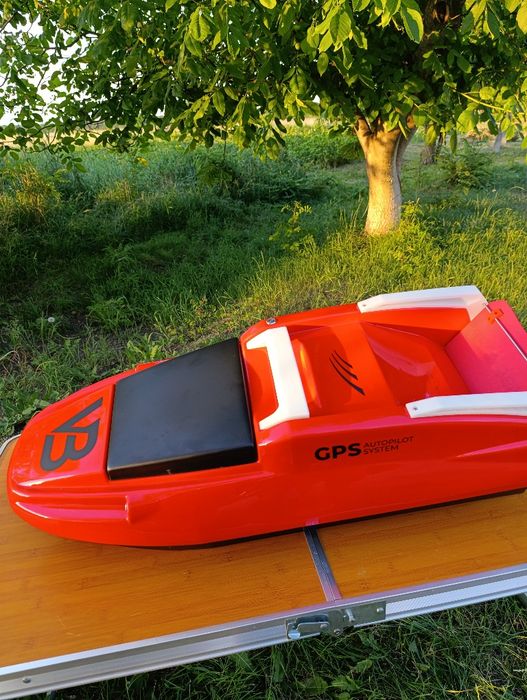 Кораблик для прикормки.