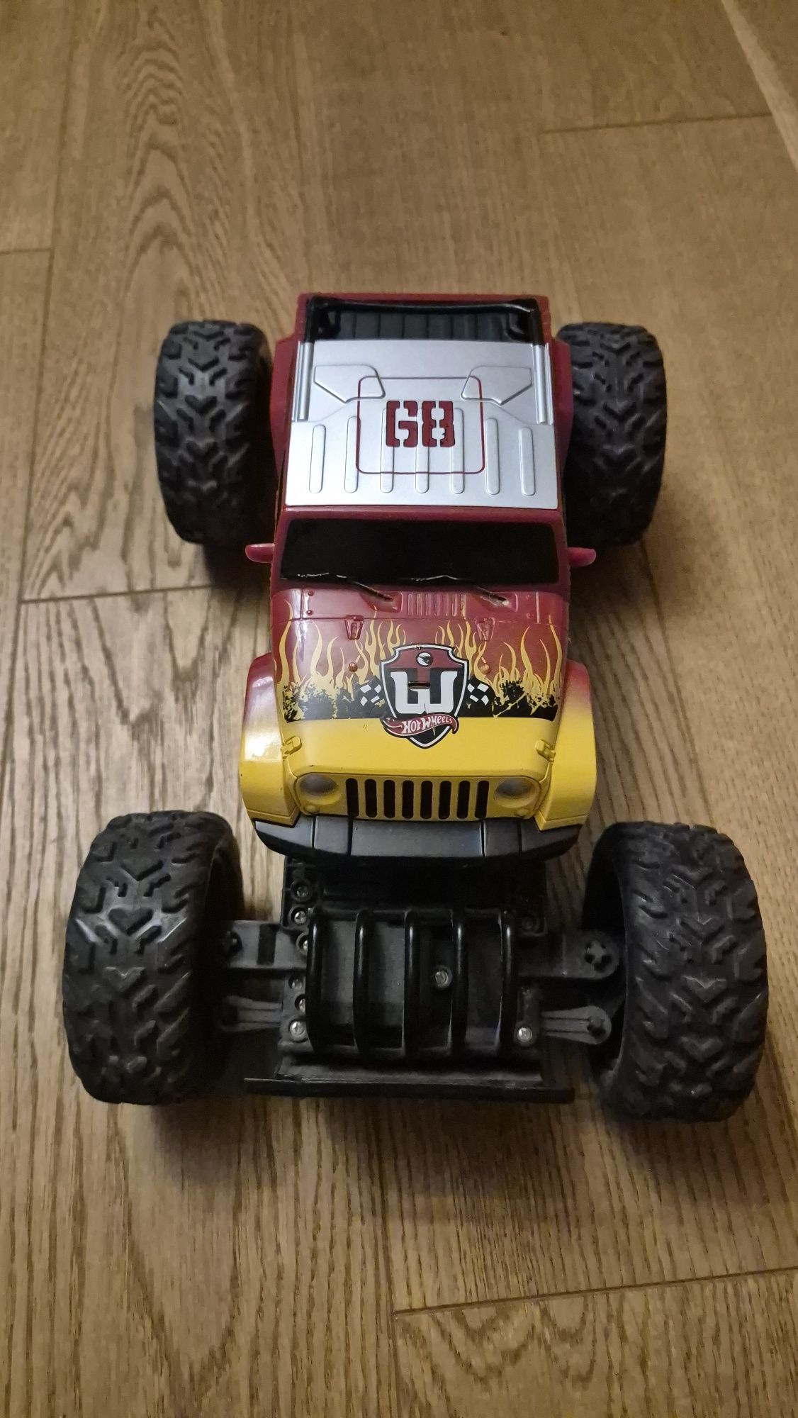 Hot Wheels duże terenowe zdalnie sterowane auto z pilotem