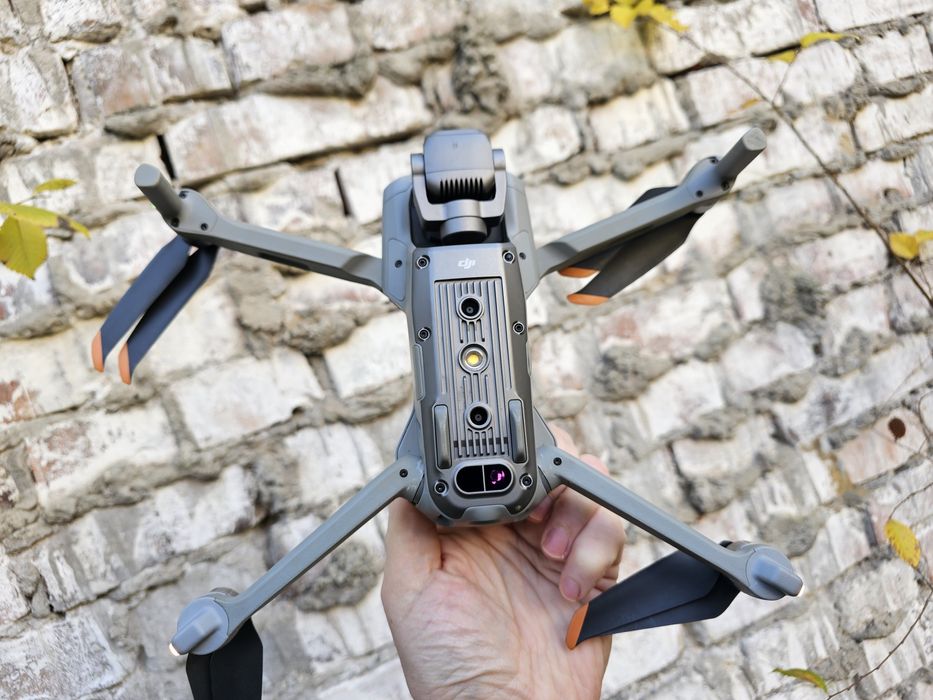 Квадрокоптер DJI Air 2S (с полным комплектом)